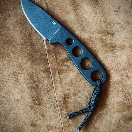 Neck Kinfe modelo Izula 2 (Carbono)