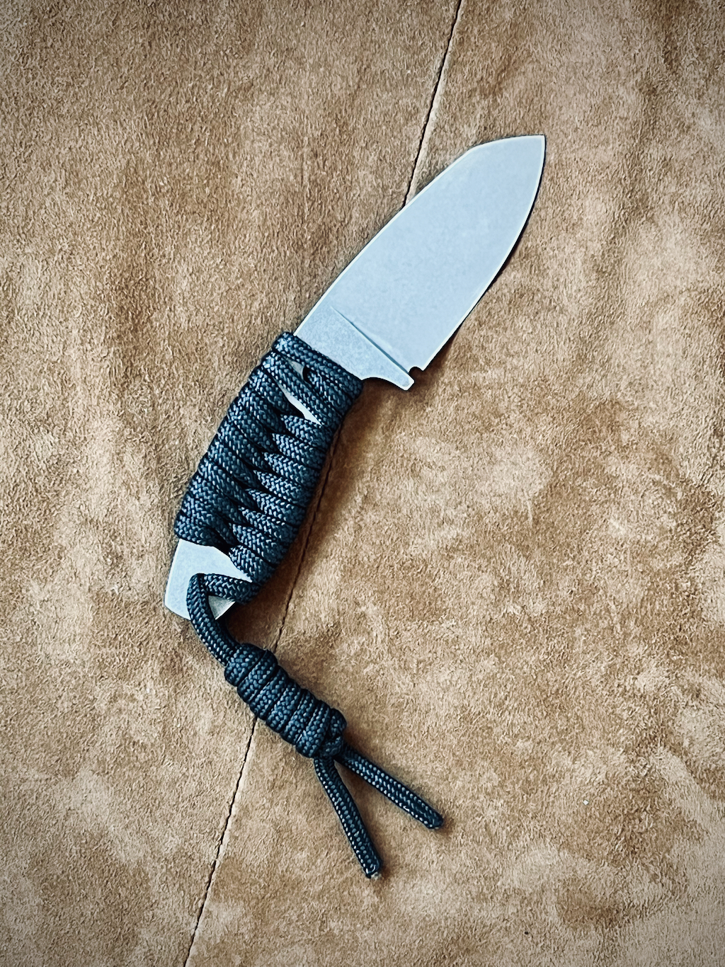 Neck Knife c/Paracord (Inox) - Imagem 2
